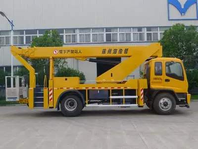 混合臂式高空作业车